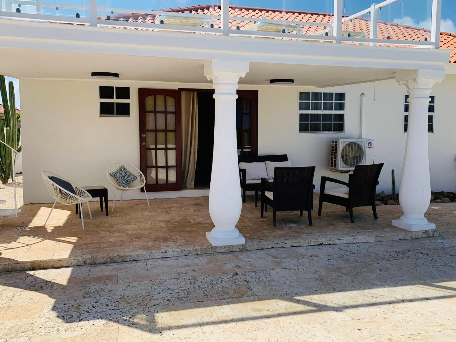 Jolie Villa Entire Villa In Noord, Aruba Palm Beach Exterior foto